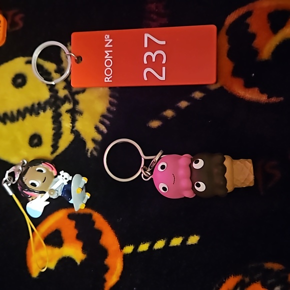 Keychain Bundle - Picture 2 of 6